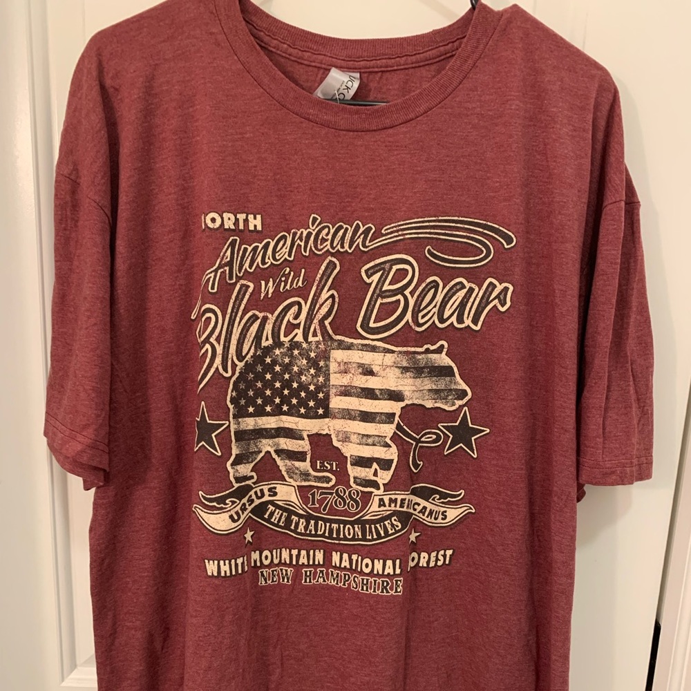 New Hampshire Heathered Maroon Graphic XL Tee